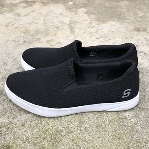 Women’s Skechers Sport